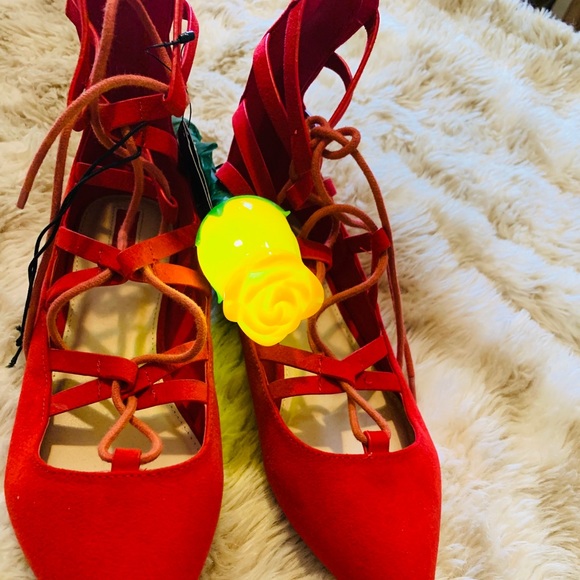 Mossimo red lace up pointy toe flats - Picture 2 of 5